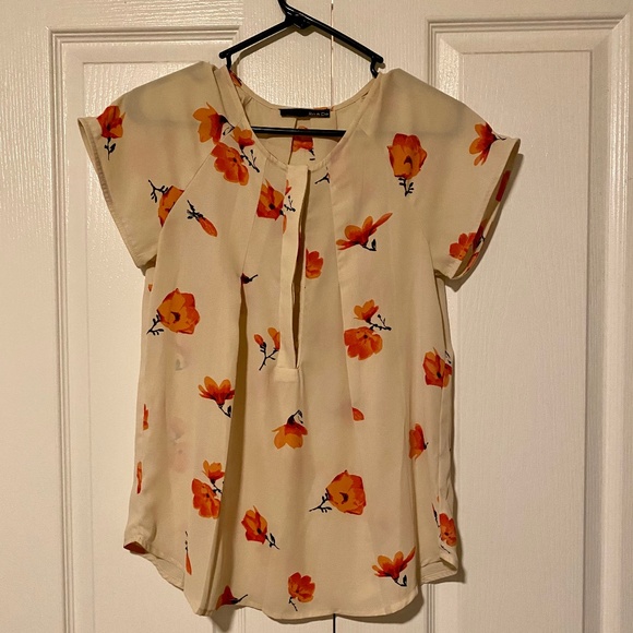 Ro & De Tops - Ro & De Orange Flower Top
